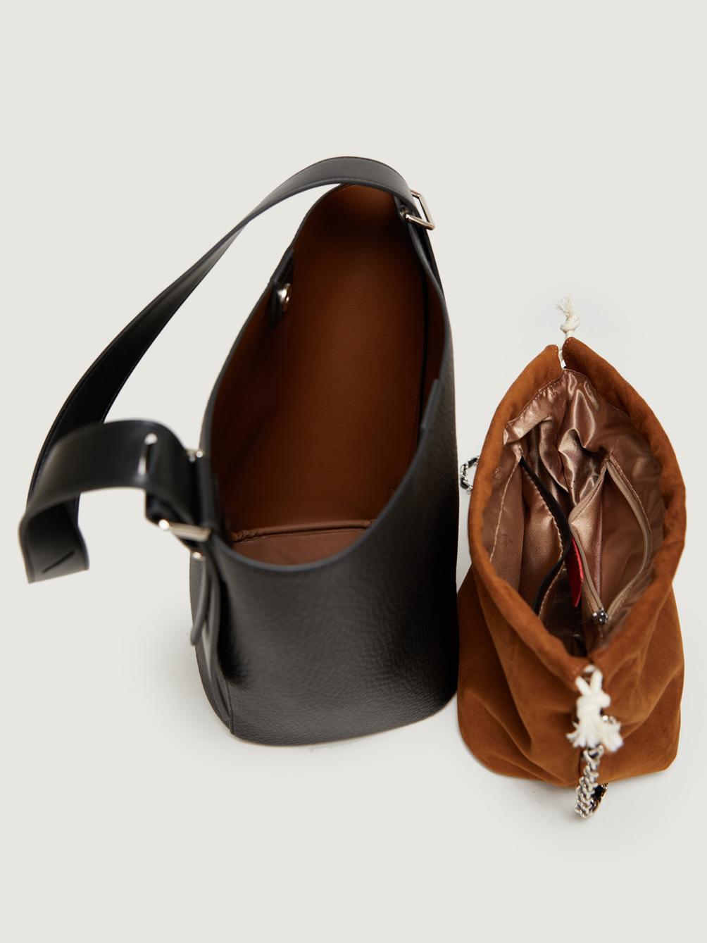 Soft leather | Adjustable Bucket Bag