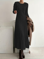 Elowen | Elegant Cable-Knit Maxi Dress