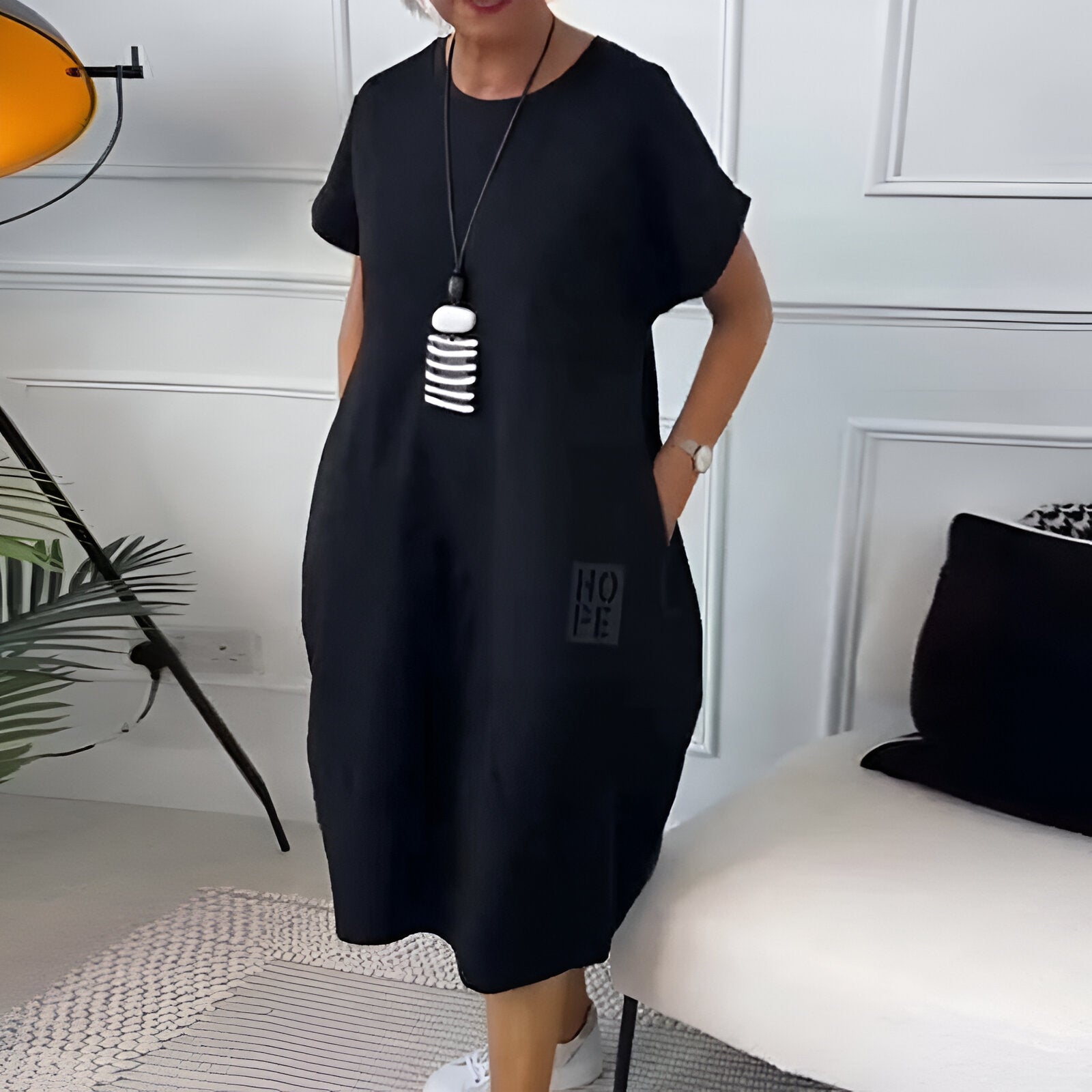 Jamie - Elegant and Comfortable Dress