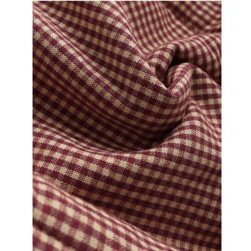 Dani – Timeless Comfort in a Checked Coat