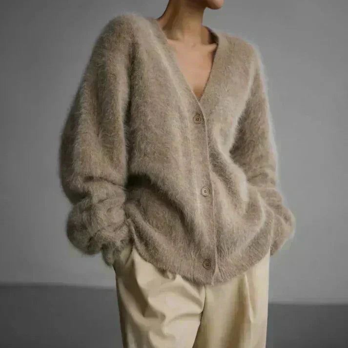 Emily™ - RELAXED FIT PULLOVER WITH ELEGANT STYLE